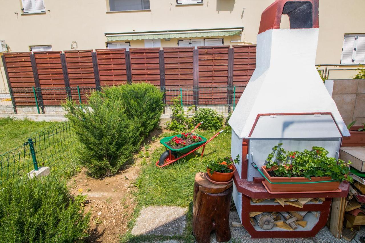 Rooms & Apartment Albina 巴斯卡 外观 照片